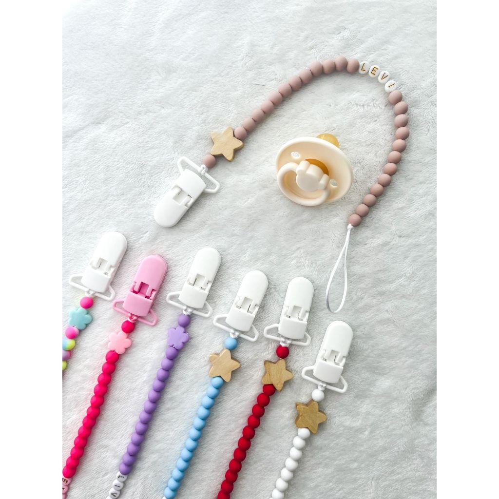 Prendedor de chupeta personalizado com nome para bebês