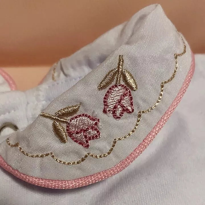 Body Bebê Menina com Gola Bordada – Conforto e Elegância