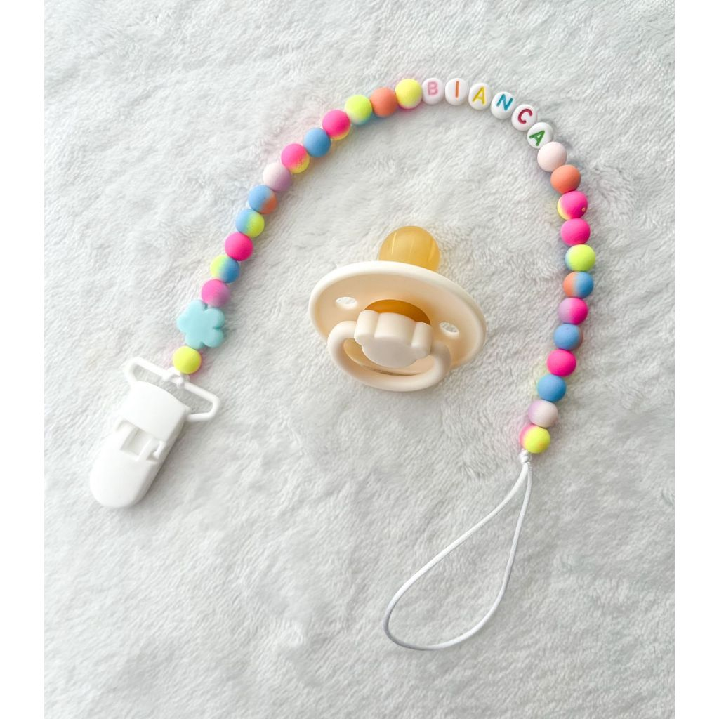 Prendedor de chupeta personalizado com nome para bebês
