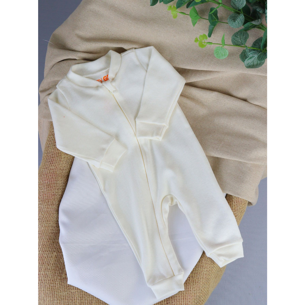 Macacão de Bebe Minimalista com Ziper Baby Greg - (0 a 9 meses) Lançamento