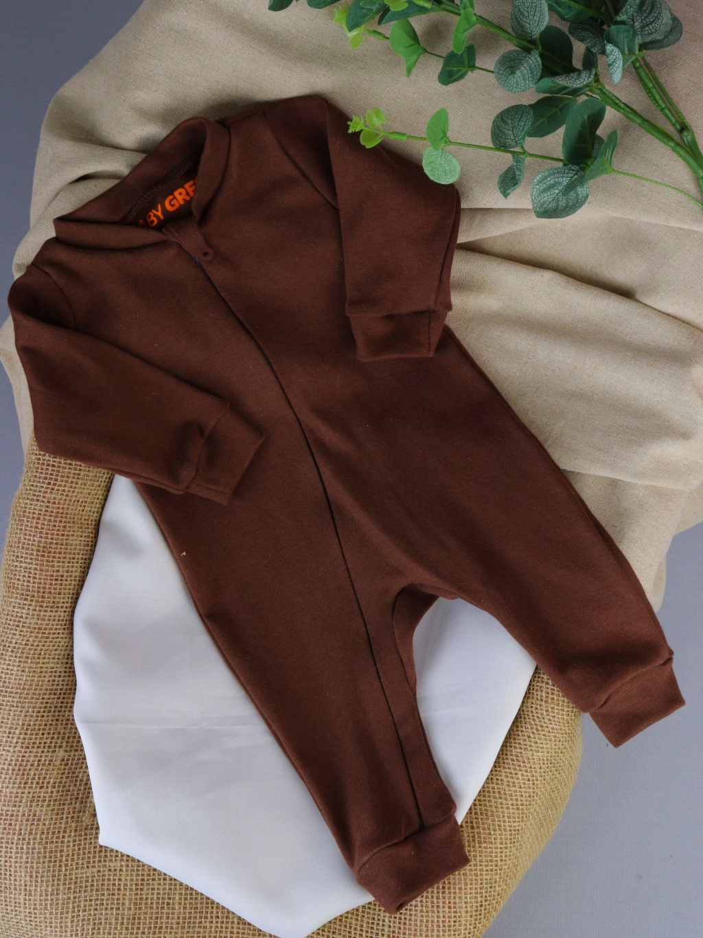 Macacão de Bebe Minimalista com Ziper Baby Greg - (0 a 9 meses) Lançamento